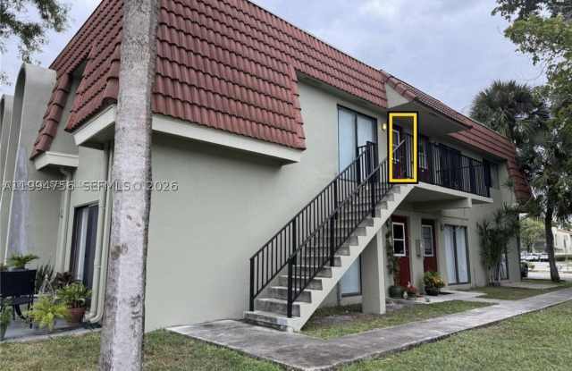 11380 Royal Palm Blvd