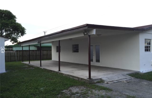 18221 NW 32nd Ave - 18221 Northwest 32nd Avenue, Miami Gardens, FL 33056