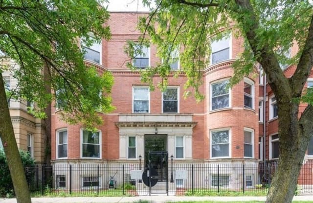 3801 N Wilton Avenue - 3801 North Wilton Avenue, Chicago, IL 60613