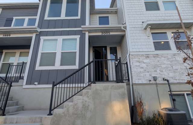 Photo of 2005 North 4040 West - 1