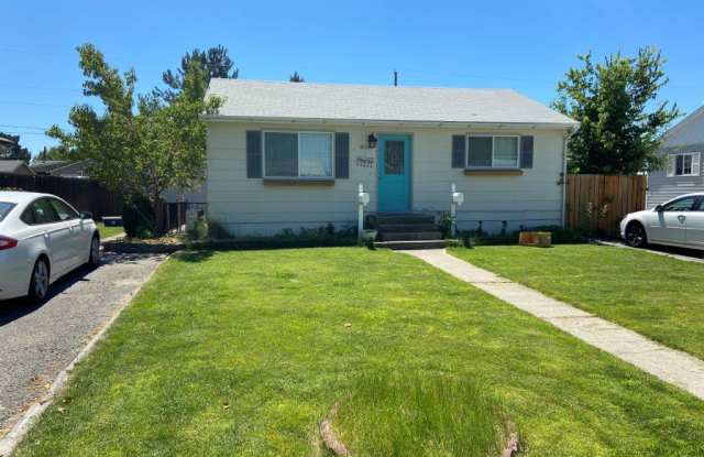 513 Blue Street - 513 Blue Street, Richland, WA 99354