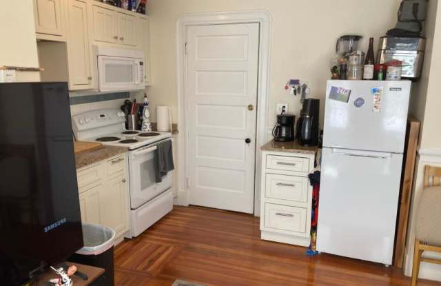 14 Garrison Ave.
