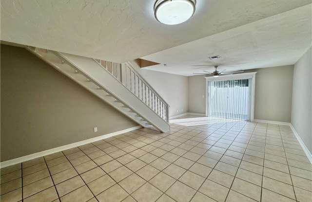 4641 SW Santa Barbara Place