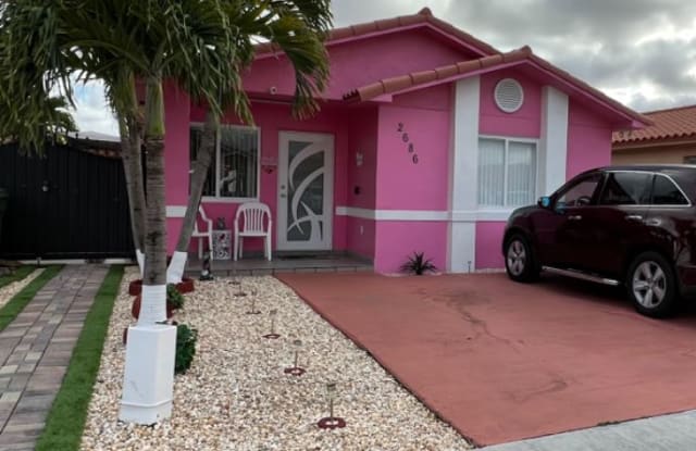 2686 W 74th St - 2686 West 74th Street, Hialeah, FL 33016