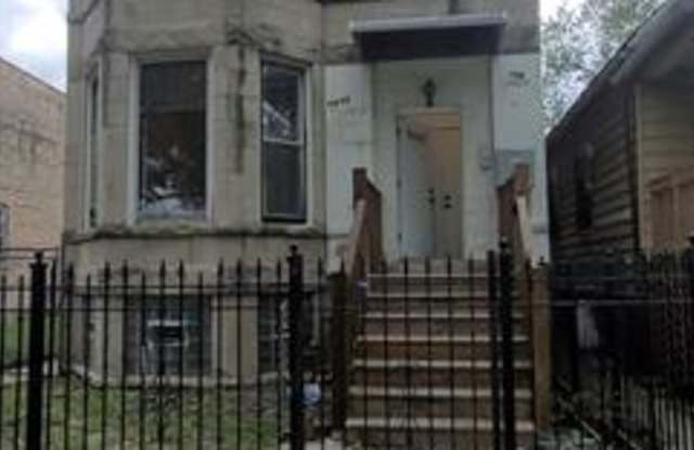 Photo of 5632 South Lowe Avenue - 2