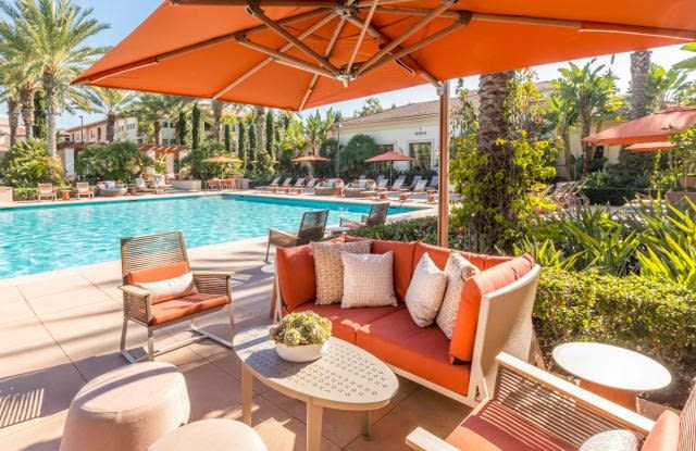 16000 Legacy Rd Unit E21