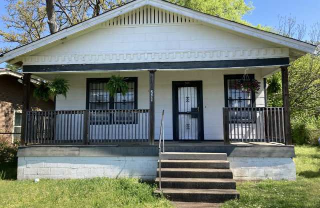 2311 Vance Ave
