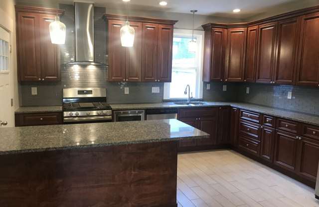 3 BR, 1 Bath Townhouse - Lawrenceville - TOTALLY UPDATED!