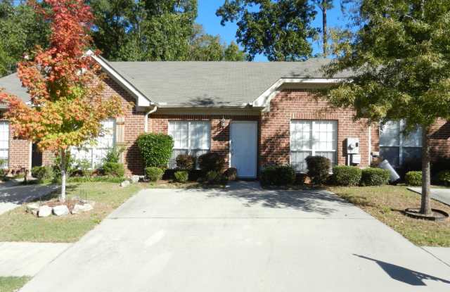 2755 Southwood Lane Bessemer, AL 35022