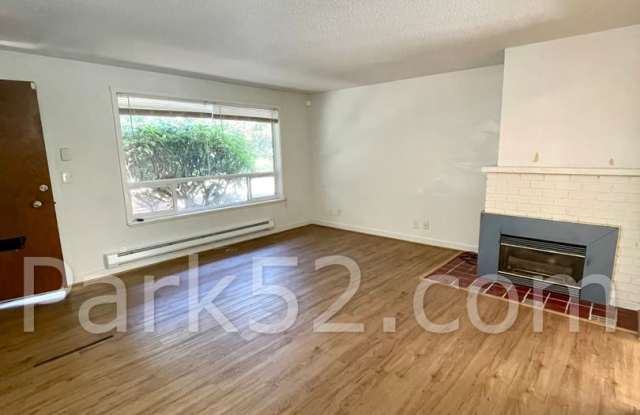 $250 Off 1st Full Month! Fircrest Area 2 Bedroom