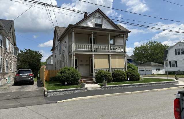 76 Lorenzo Street
