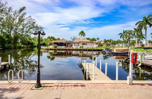 4774 Hidden Harbour Boulevard