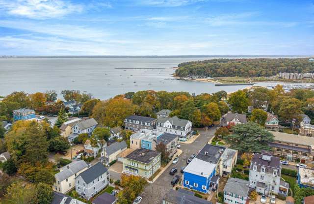 311 Sea Cliff Avenue