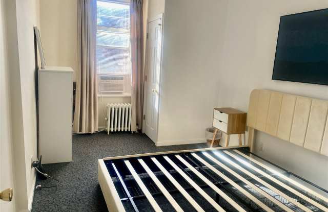 92-02 37 Avenue unit: 2C