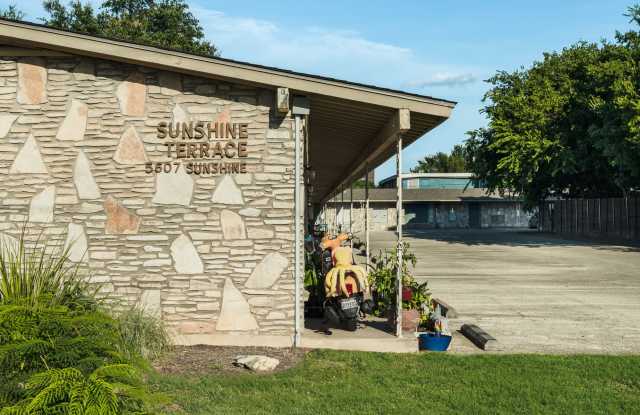 Photo of Sunshine Terrace Apts.