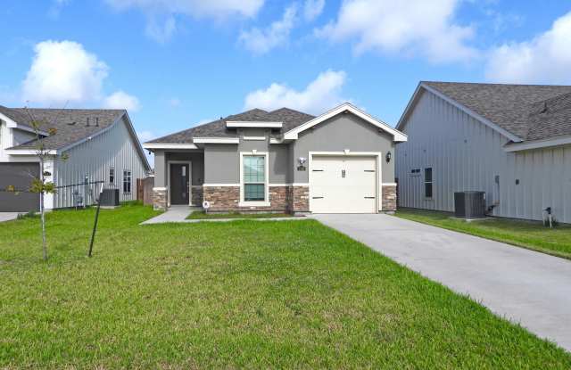 Photo of 1336 East Candor Drive