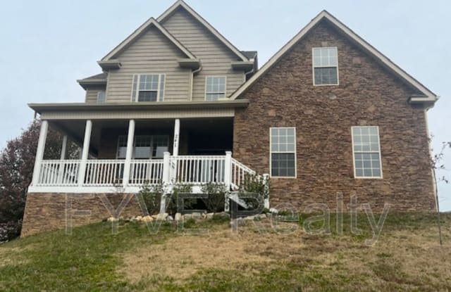 241 Hillside Ln - 241 Hillside Lane, Lenoir City, TN 37771