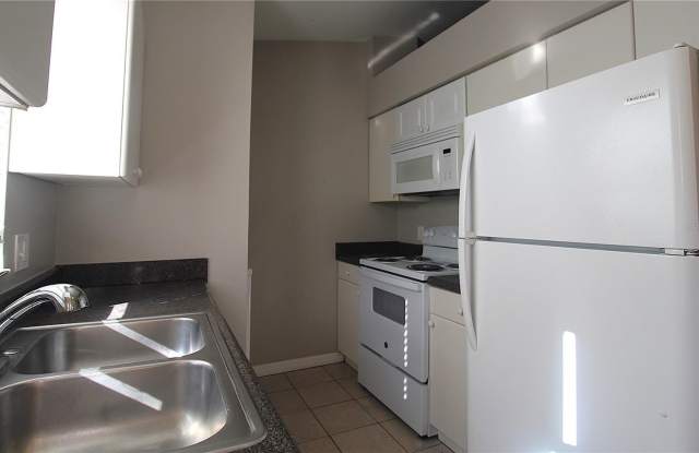 5531 PALMER BOULEVARD