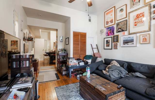 1627 North Winchester Avenue