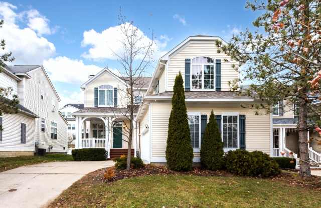 Photo of 1366 N Bay Drive