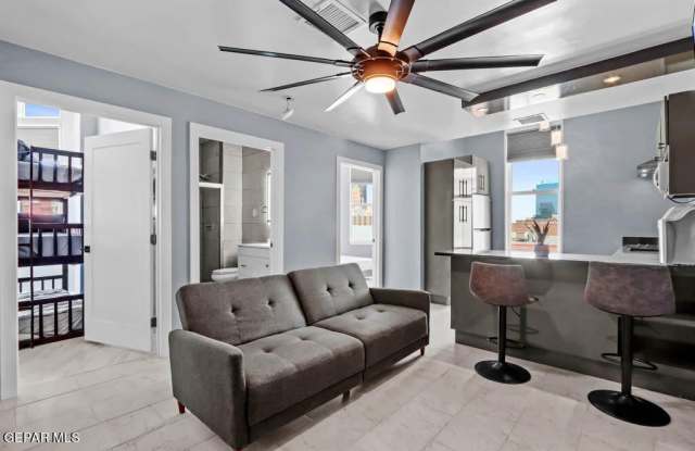301 S El Paso Street unit: 2A