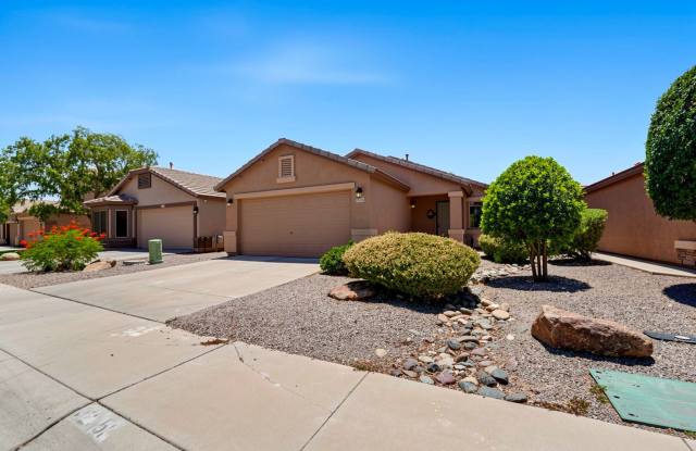 Live in Rancho El Dorado | Spacious 3 Bed Near Golf & Parks