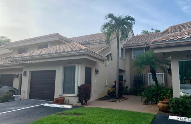 16387 Malibu Dr