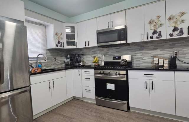 Photo of 8179 Whitefield Street