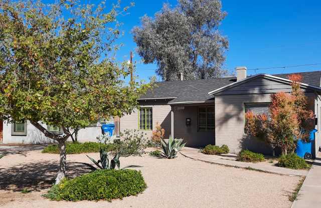 Photo of 366 E. Weldon