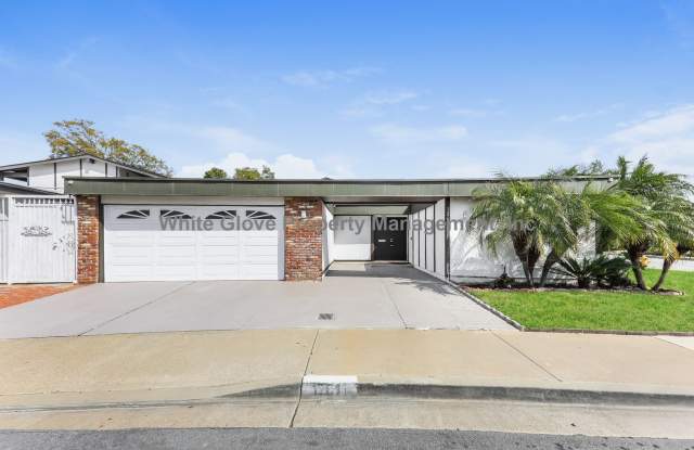Spacious 4-Bedroom Tustin Home with Solar, Citrus Trees  Gas Fireplace