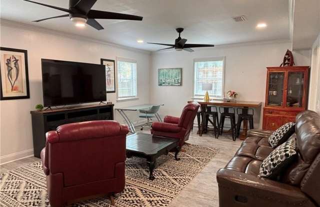 Photo of 318 Sandcastle Lane