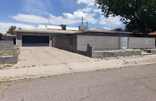 9801 Haines Avenue NE - 9801 Haines Avenue Northeast, Albuquerque, NM 87112