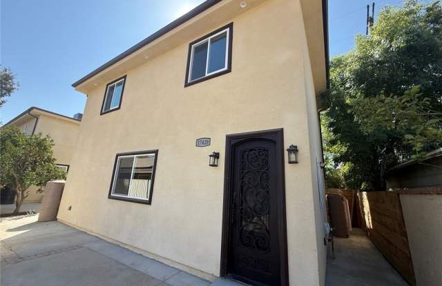 Photo of 17428 Roscoe Boulevard