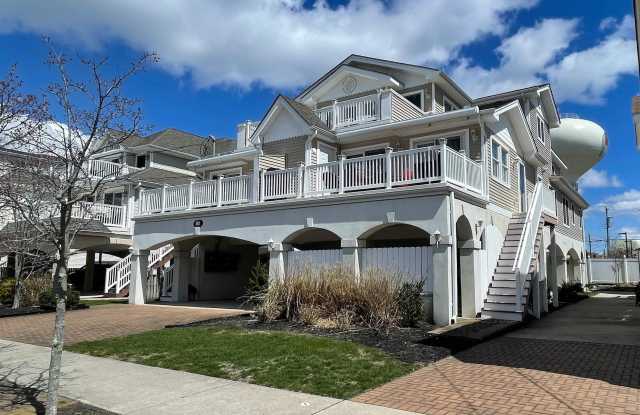 111 N Washington Ave