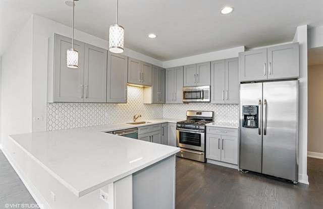 Photo of 3620 W Irving Park Rd