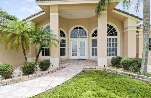 2962 SW Coastal Terrace