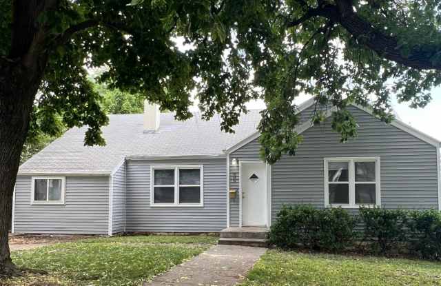 806 SE 17th Street