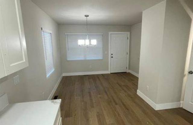 4654 Dickerson Street