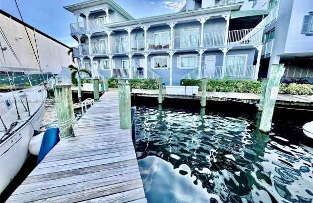 Photo of 2415 NW 16 St Rd