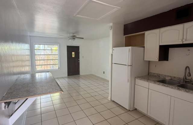 1614 Dennis Street