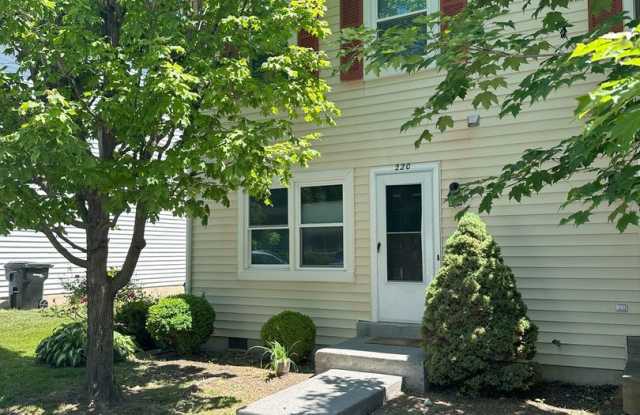 220 Kimberly Way