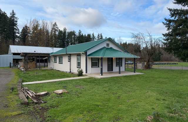 Photo of Updated 3 bedroom 2 bathroom house in Dexter!