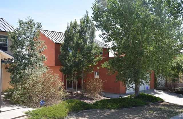 3 bedroom 2 bath near golf course
