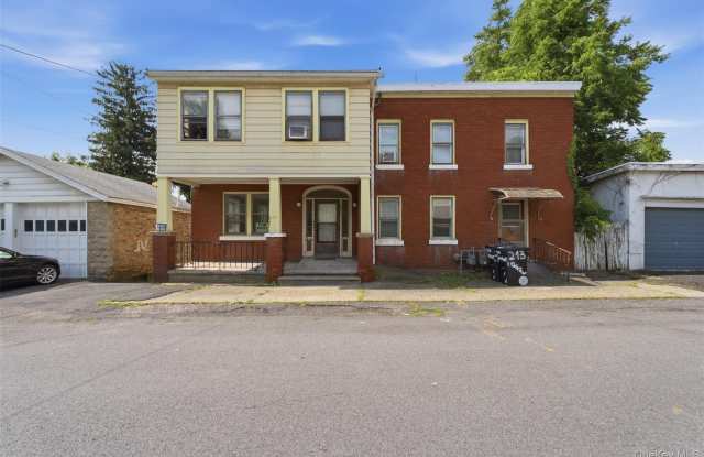 213 Overlook Place