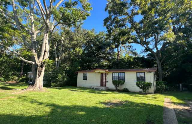 1806 Pepper Drive - Fenced in Yard! - 1806 Pepper Drive, Tallahassee, FL 32304