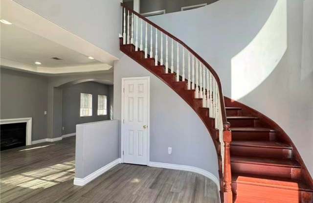 Photo of 1433 S Gibbs