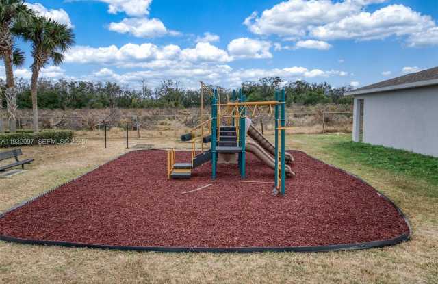 1416 Las Villas Blvd