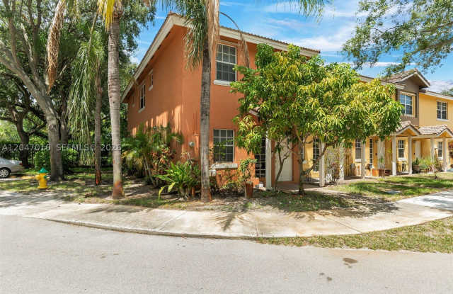 6819 Sienna Club Pl