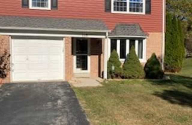 113 ABERDARE LN - 113 Aberdare Lane, Lionville, PA 19341