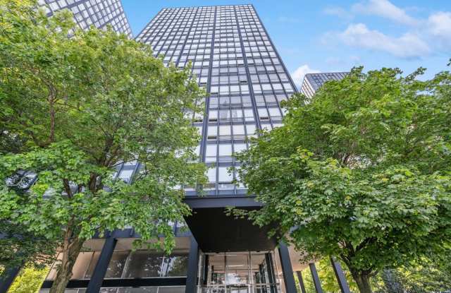 880 N LAKE SHORE Drive - 880 North Lake Shore Drive, Chicago, IL 60611